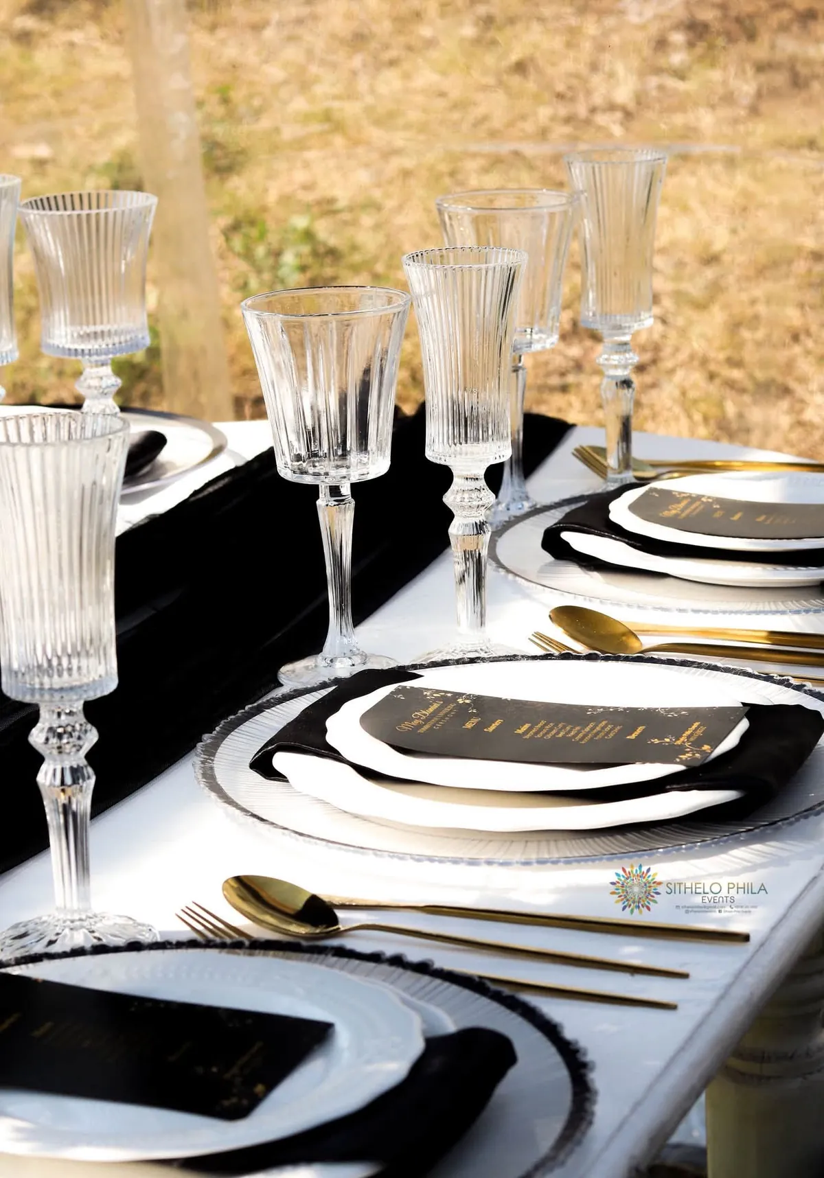 Modern wedding tablescape